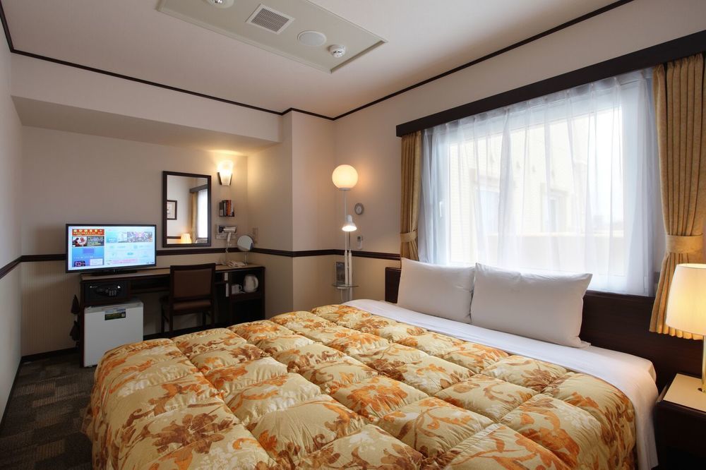 Toyoko Inn Tokyo Yamanote Sen Otsuka Eki Kita Guchi No 2 Exterior foto